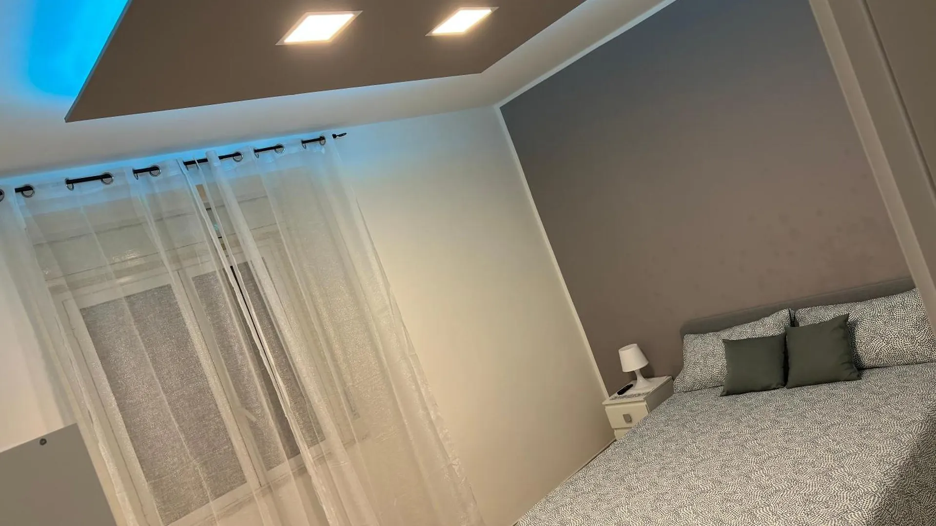 Apartmán La Quiete House 30 CTA 0*, Katánie