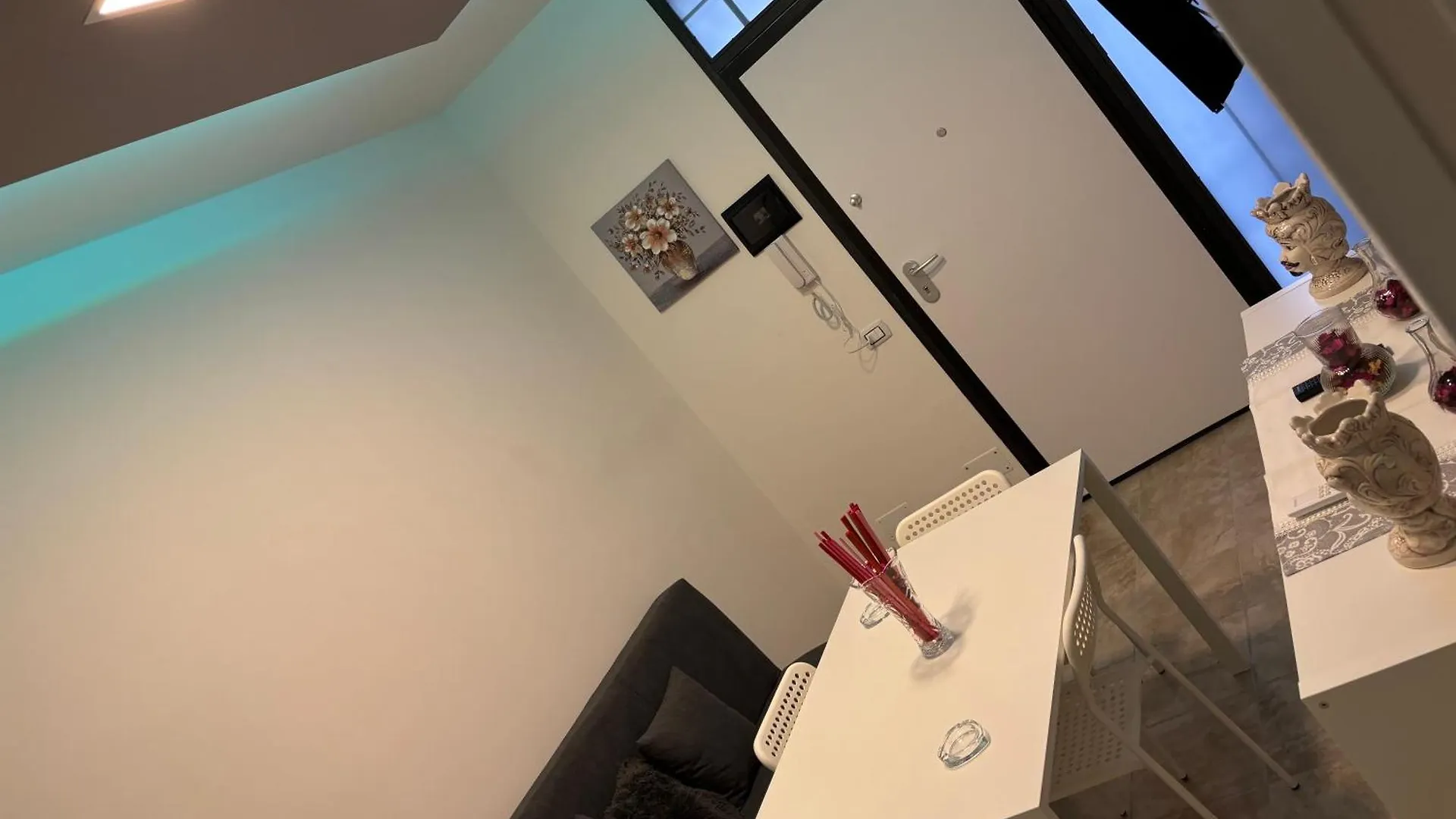 Appartamento La Quiete House 30 Aeroporto di Catania Fontana Rossa